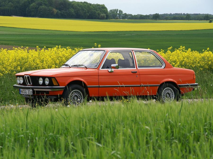  BMW 320i Coupe 1975 года  (фото 3 из 8)